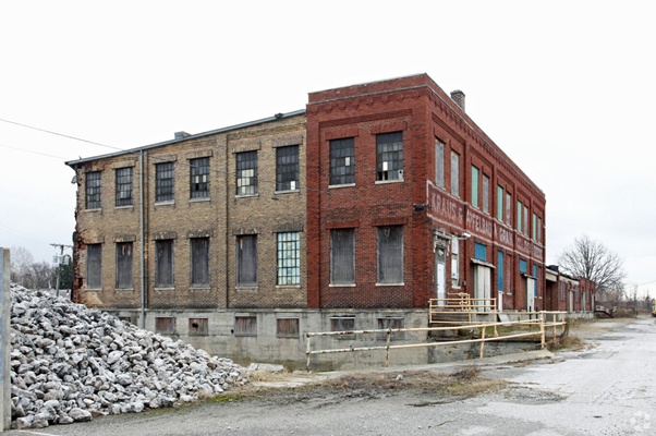 LARGE Industrial Warehouse LIVE Auction