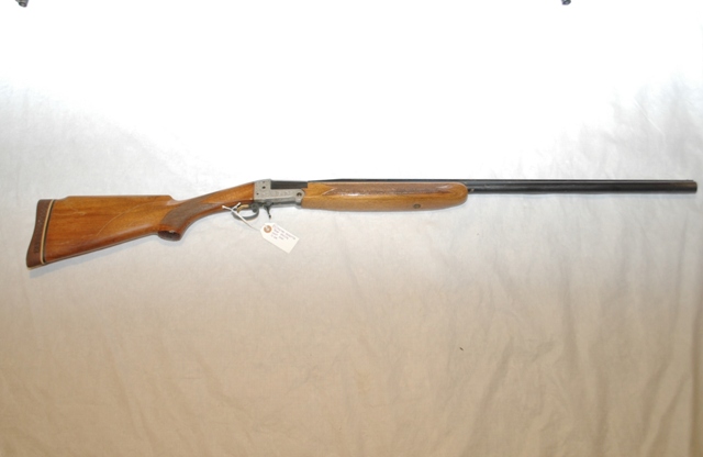 65. 12 GA–Pietro Beretta single shot model Trap Special 24