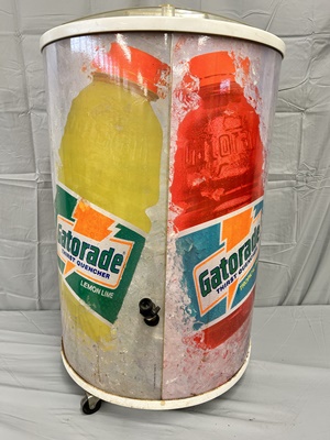 90s Stand Up Gatorade Cooler11-30-23