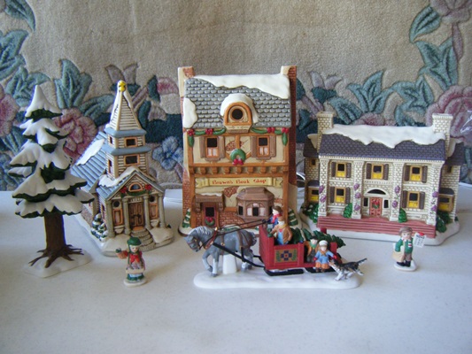 Colonial Village 3