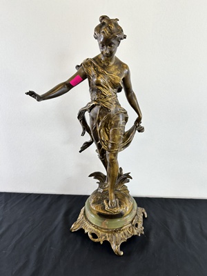 Dick and Deanna Freeland Estate